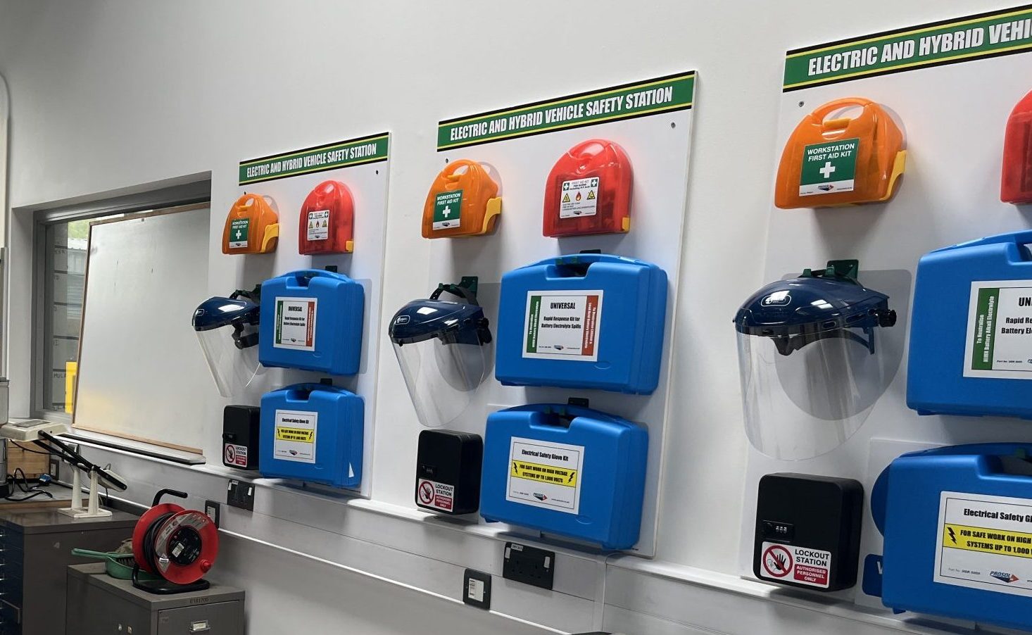 ELECTRIC VEHICLE TRAINING UK visual data 4