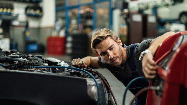 Mechanic charges car battery
