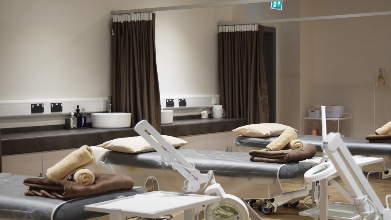 Brooks Salon in Weybridge